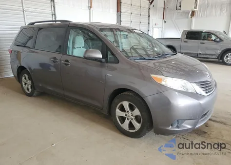 2017 Toyota Sienna Le from USA, damaged, VIN 5TDJZ3DC2HS152659